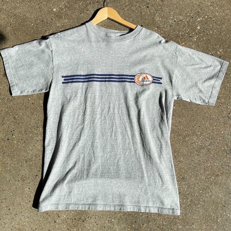 Vintage Adidas Graphic T-Shirt Grey