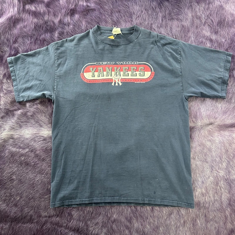 Gold Basicss Label New York Yankees T-Shirt Navy