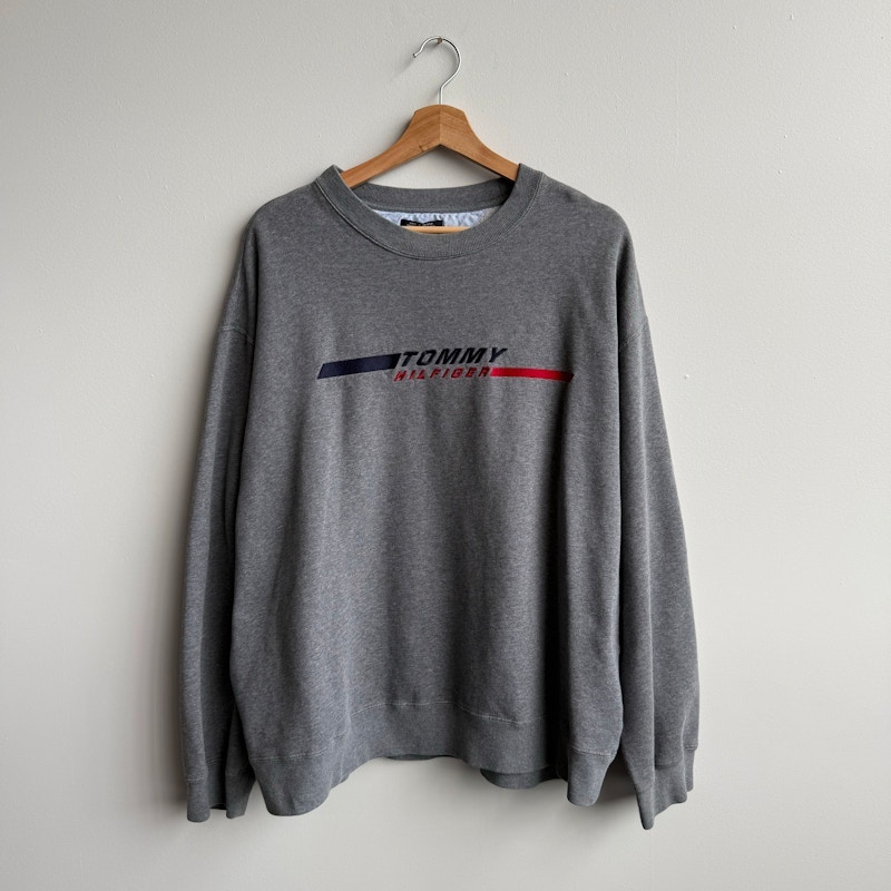 Tommy Hilfiger Embroidered Logo Crewneck Sweatshirt Gray