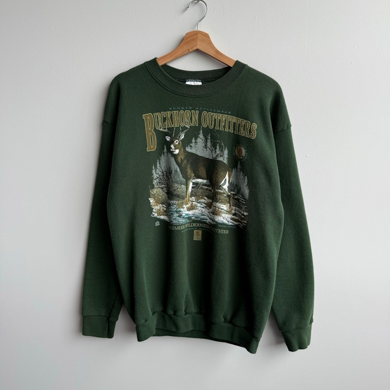 Vintage Deer Graphic Sweatshirt Green