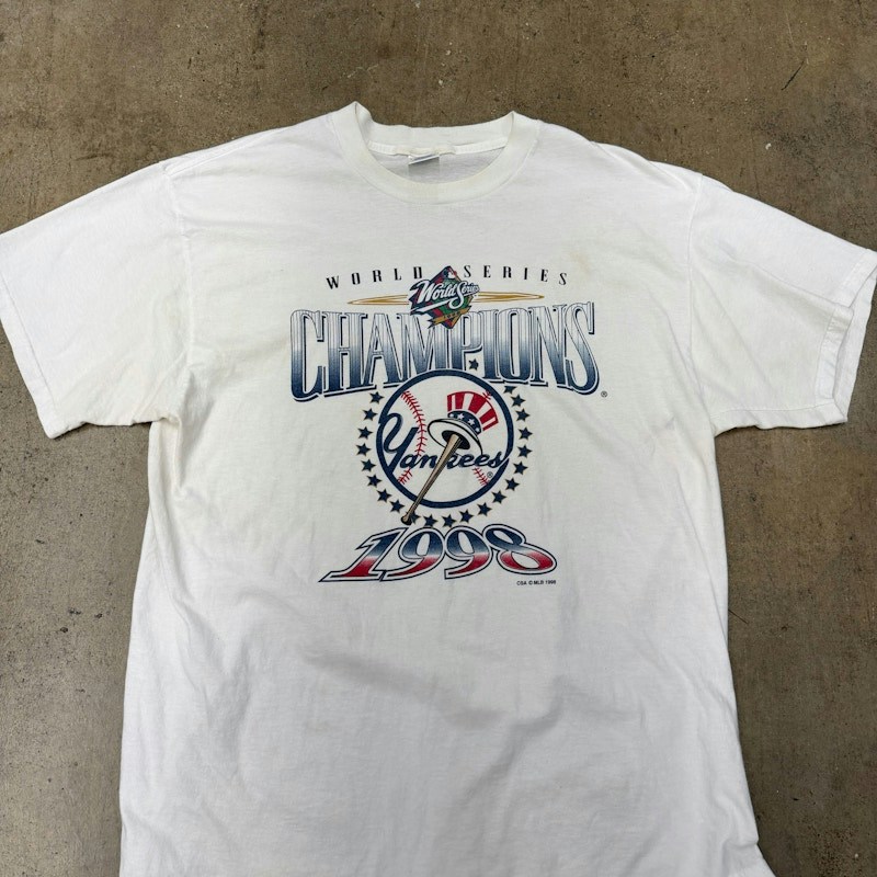 Vintage New York Yankees 1998 World Series Champions T-Shirt