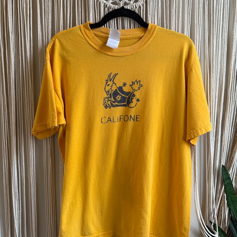 Gildan Califone Band T-Shirt Yellow