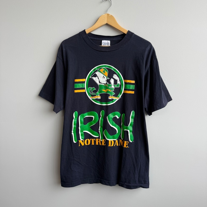 Savvy Sportswear Notre Dame Fighting Irish Graphic T-Shirt Navy