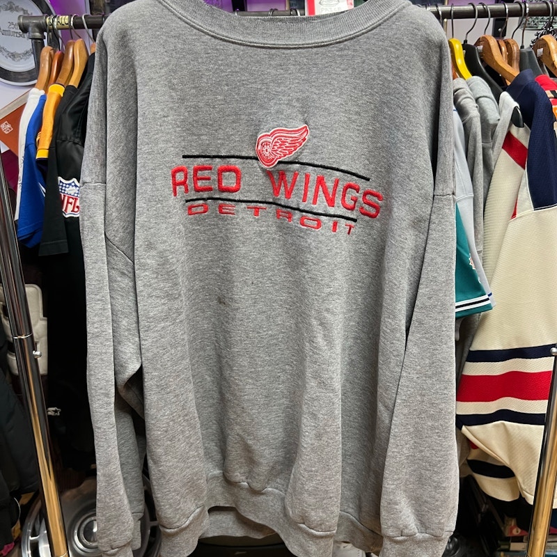 Thrashed Detroit Red Wings Crewneck Sweatshirt Grey
