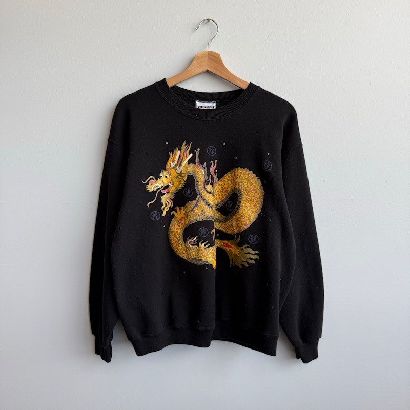 Vintage Dragon Graphic Sweatshirt Black