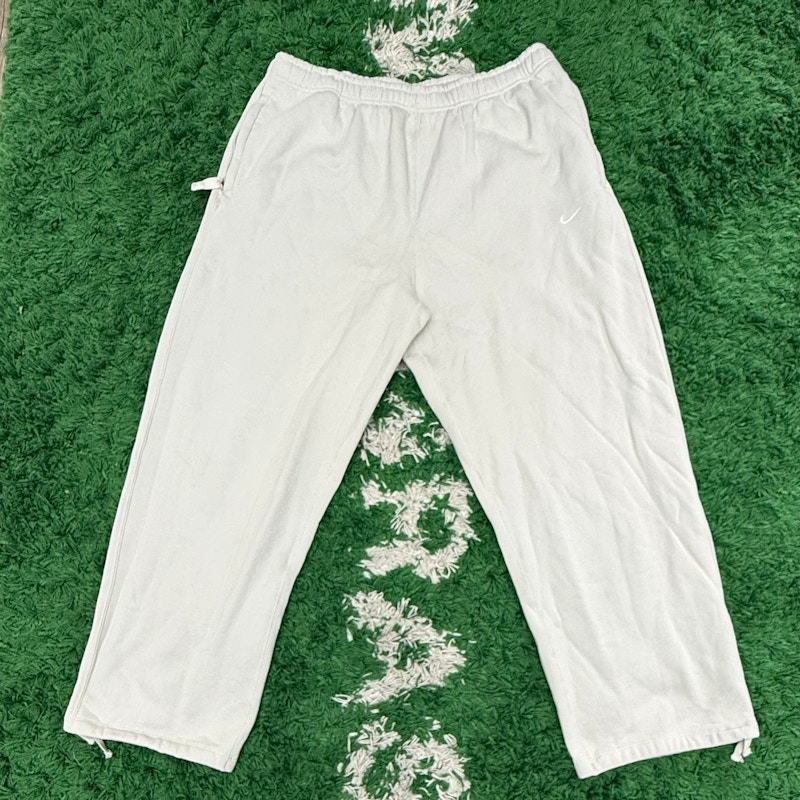 Nike Solo Swoosh Sweatpants Off-White