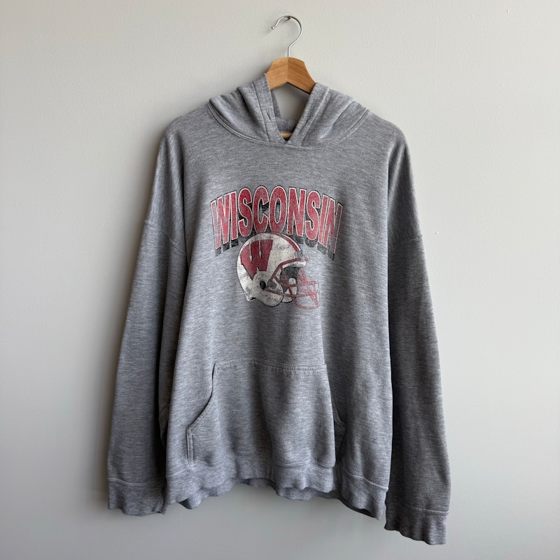 Vintage Wisconsin Badgers Hoodie Grey