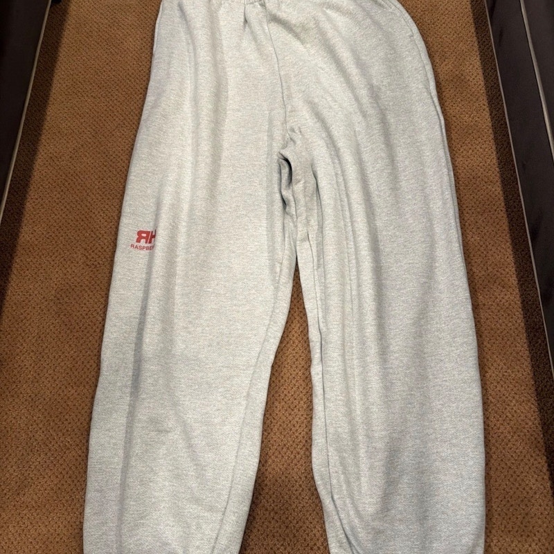 Raspberry Hills RH Sweatpants Grey