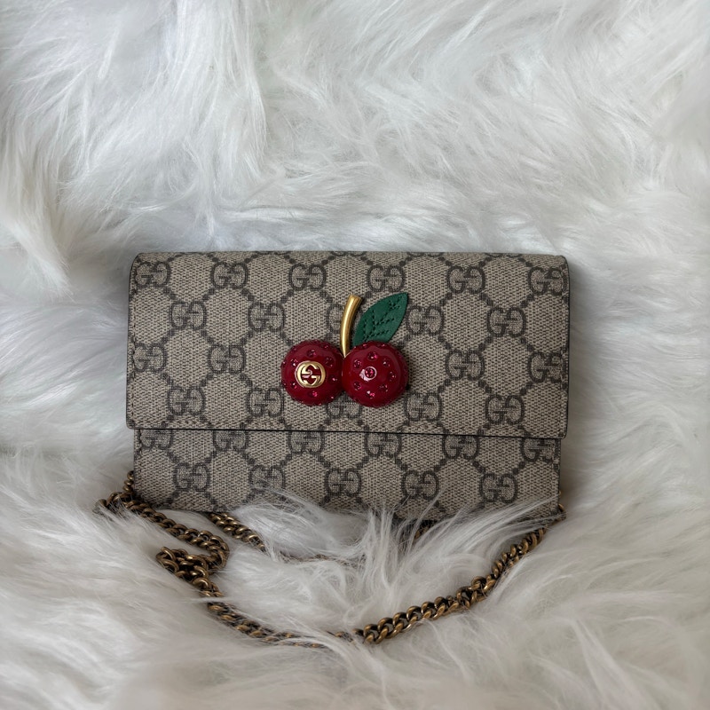 Gucci GG Supreme Mini Cherry wallet on chain
