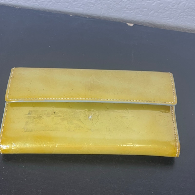 Louis Vuitton Monogram Vernis Long Wallet Yellow