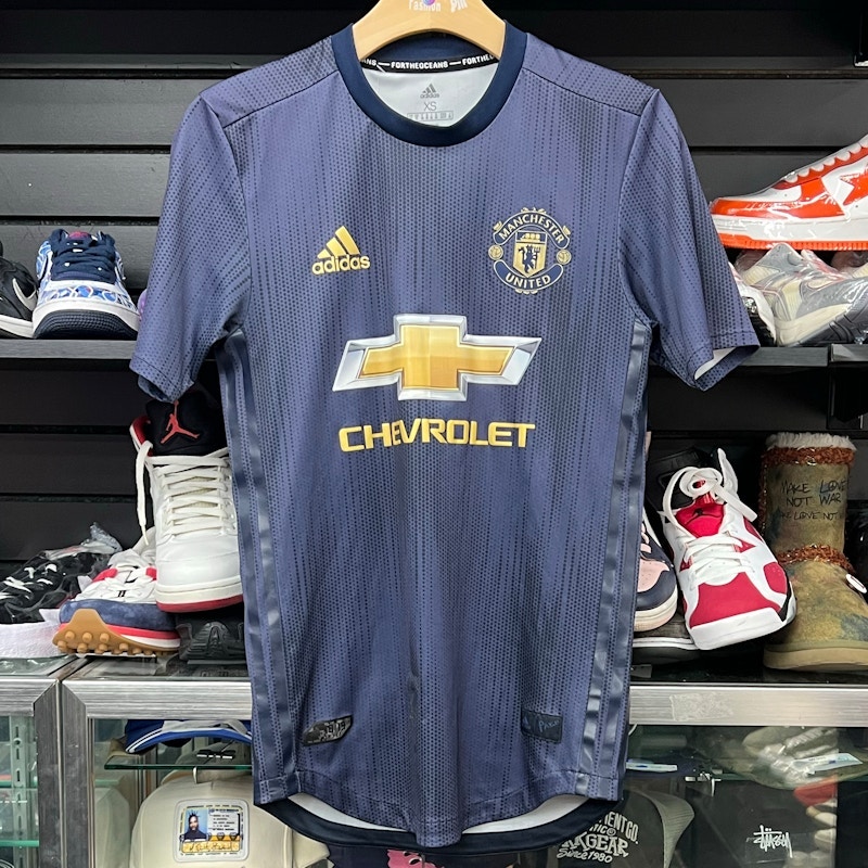 adidas Manchester United 2018-19 Third Jersey Navy Gold