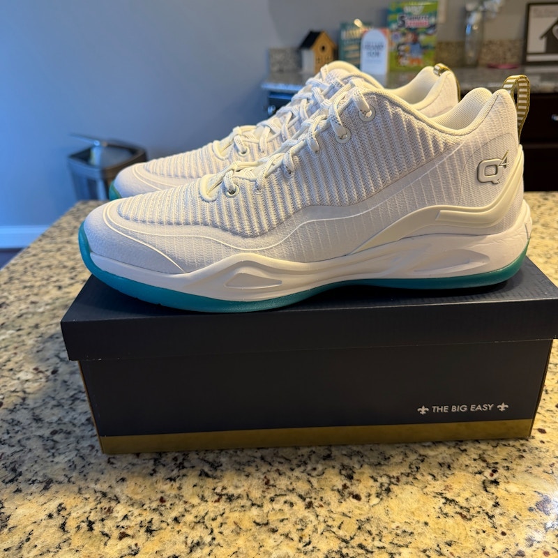 Q4 Sports EM55-IV White Ice