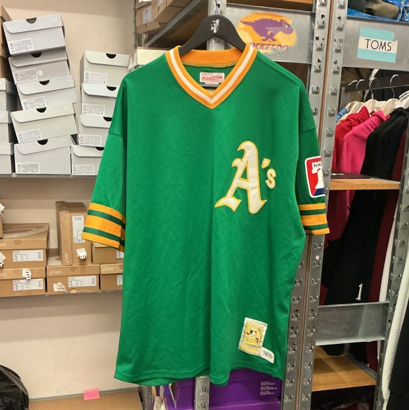 Mitchell & Ness Oakland Athletics Rollie Fingers 1976 Jersey Green
