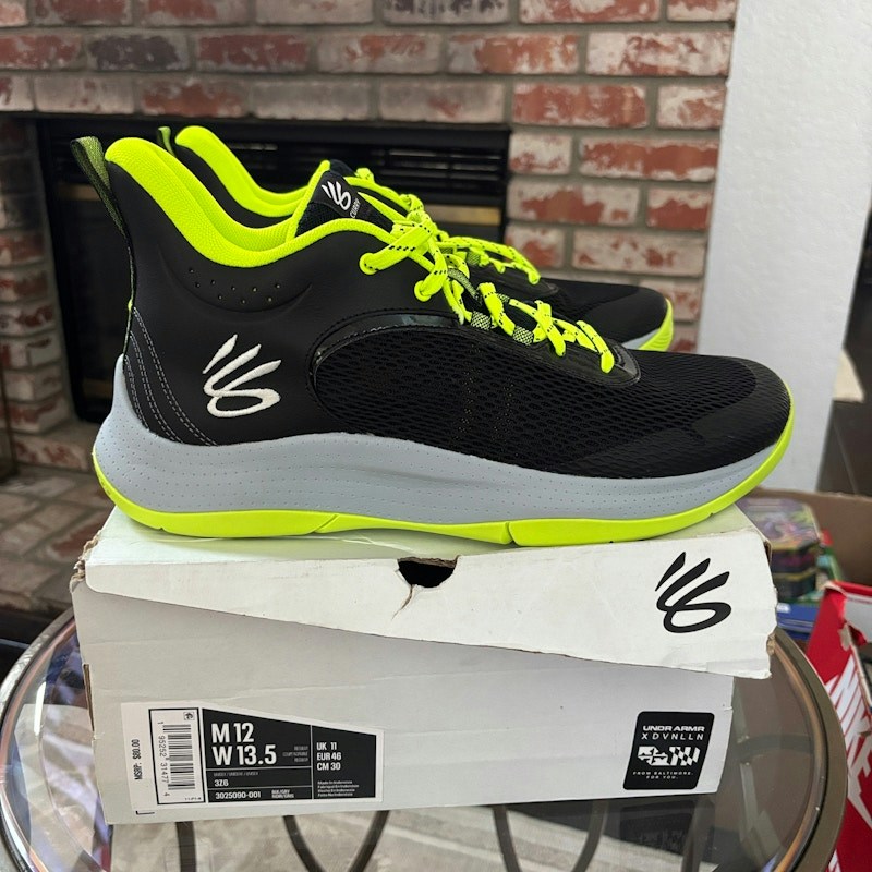 Under Armour Curry Black Neon Yellow