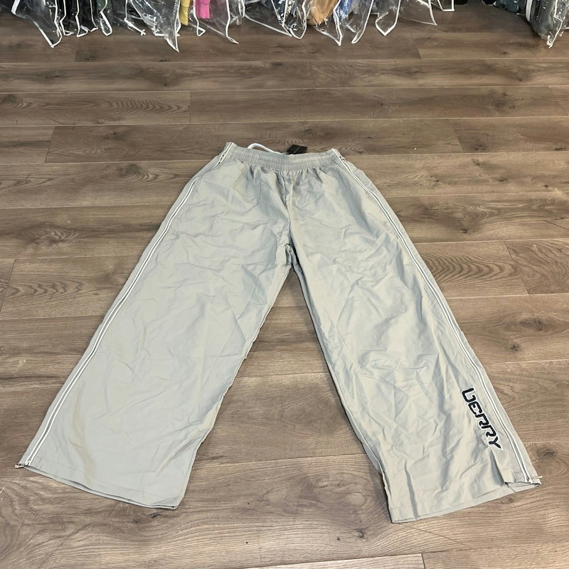Raspberry Hills Pants Grey