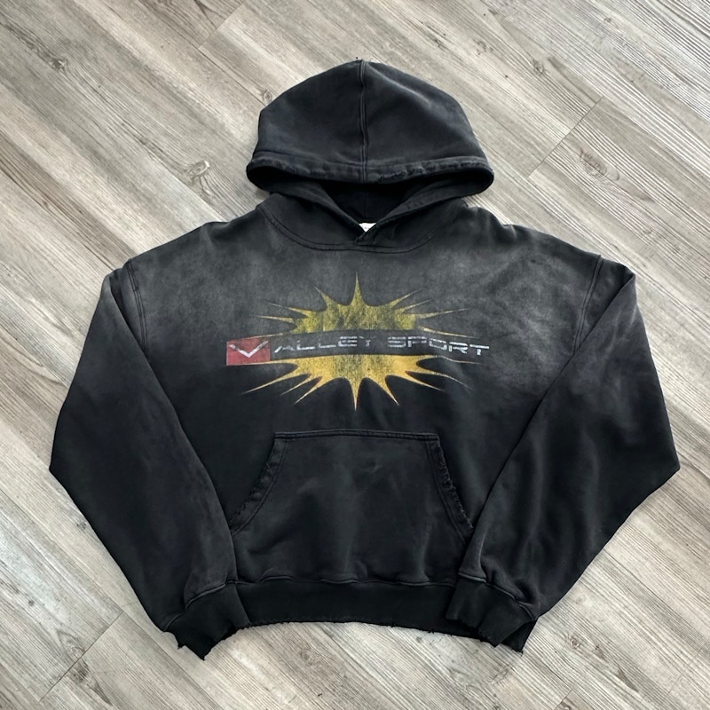 Vale Forever Sunshine Pullover Black Hoodie