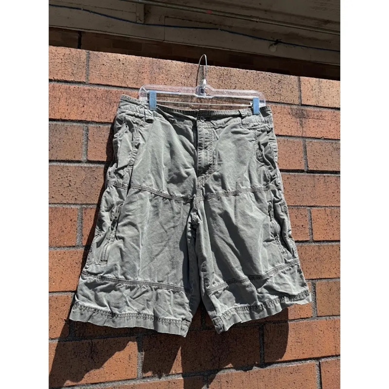 Y2K Mossimo Supply Olive Green Vintage Cargo Shorts UnionBay