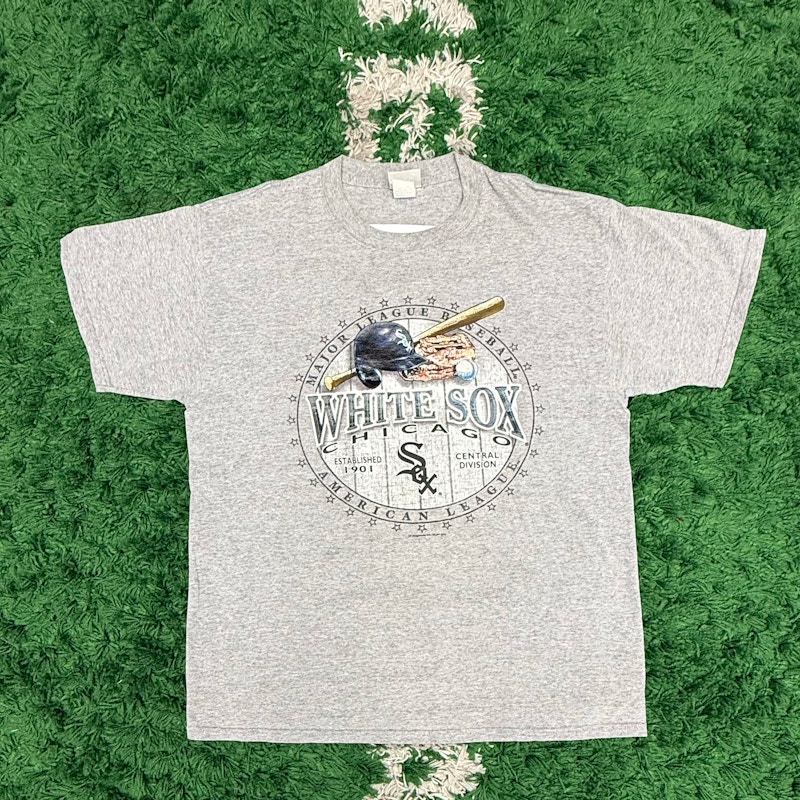 Chicago White Sox Major League Baseball T-Shirt Gray