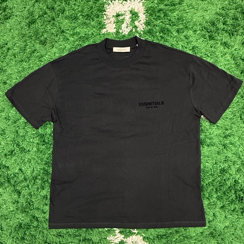 Fear of God ESSENTIALS Front Logo T-Shirt Black