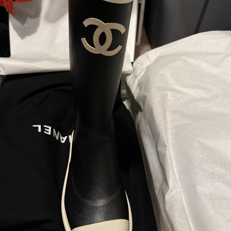 Chanel Caoutchouc CC Logo Rubber Rain Boots Black White