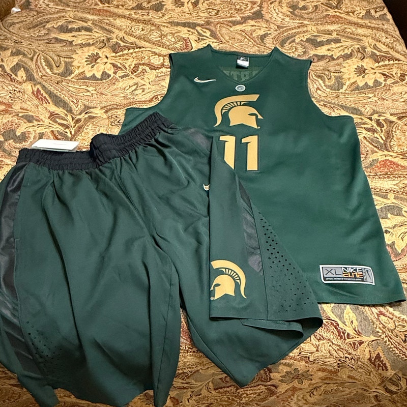 Nike Michigan State Spartans Basketball Jersey and Shorts Set