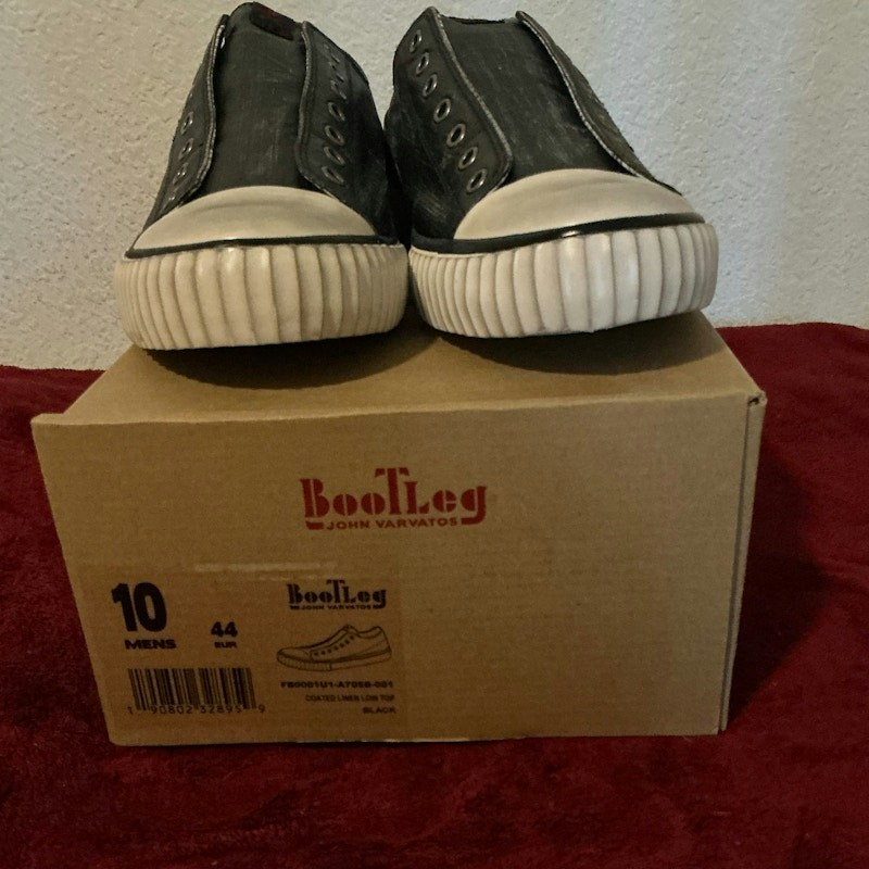 John Varvatos Bootleg Coated Linen Low Top Black