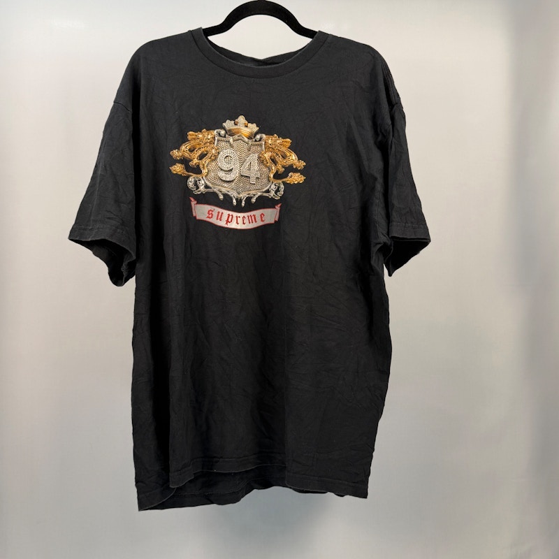 Supreme Crest Tee Black