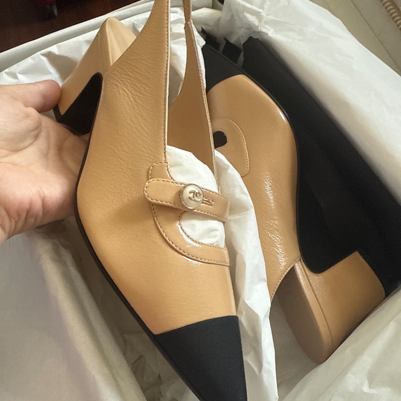 Chanel Lambskin Slingback Pumps Beige Black
