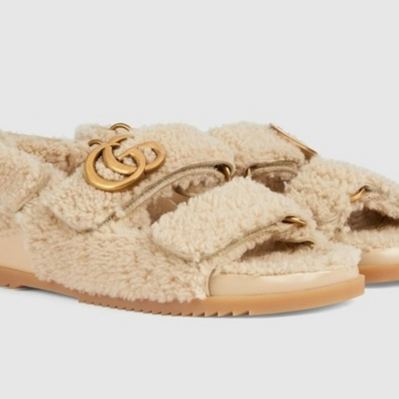 Gucci Shearling Double G Sandal Beige