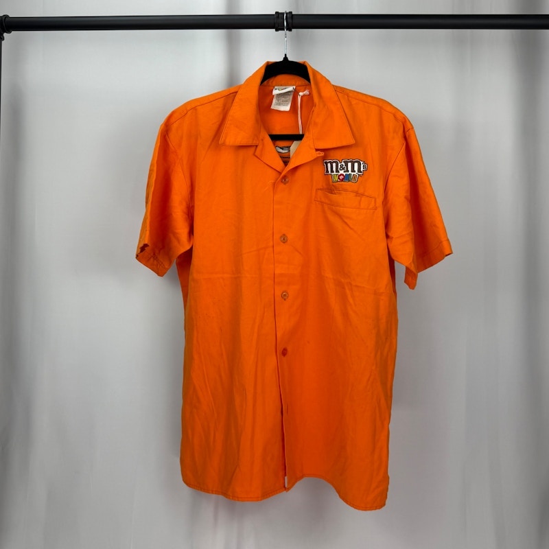 00s M&M's World Short Sleeve Button-Down Shirt
