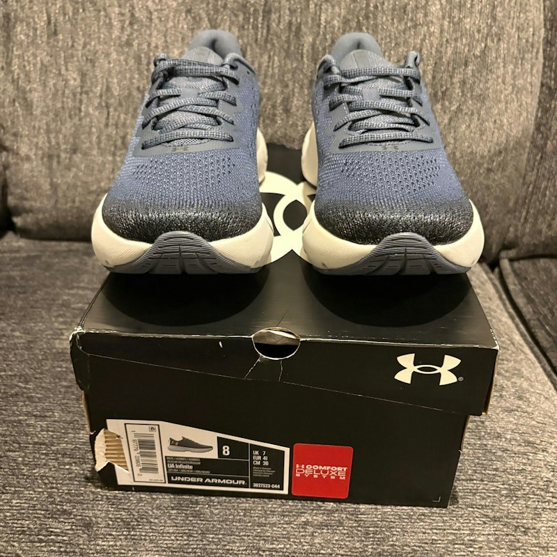 Under Armour UA Infinite Grey Black