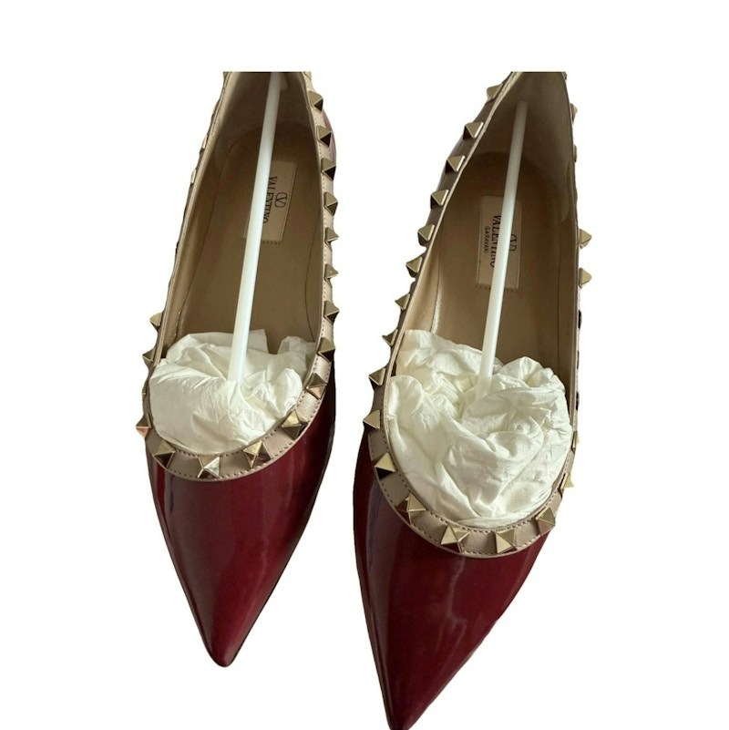 Valentino Garavani Rockstud Pointed-Toe Flat Red
