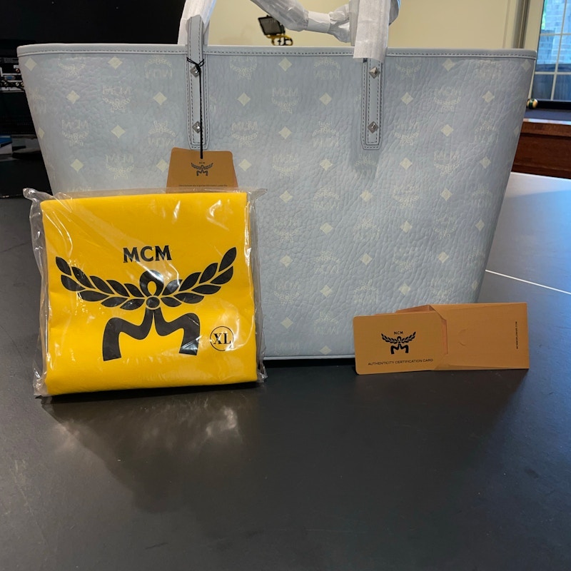 MCM Aren Shopper Medium Misty Gray Viestor
