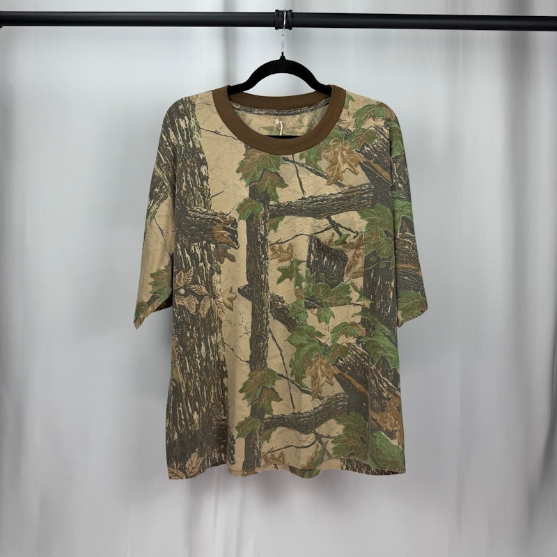 90s Realtree Camo Pocket T-Shirt