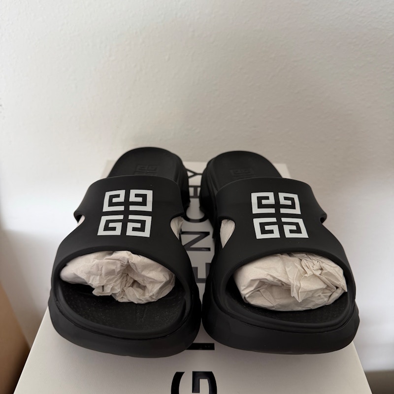 Givenchy Marshmallow Sandal Black