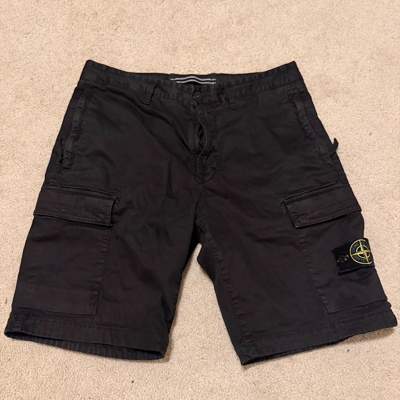 Stone Island Cargo Shorts Black