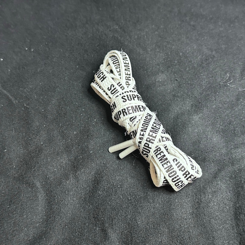 Supreme x SupremeEnough Shoe Laces Black On White