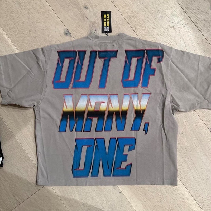 Godspeed Out Of Many One T-shirt Momento Vivere Taupe