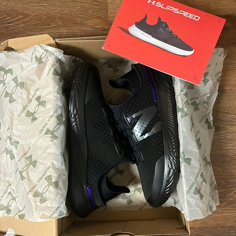 Under Armour SlipSpeed NCAA Black Violet