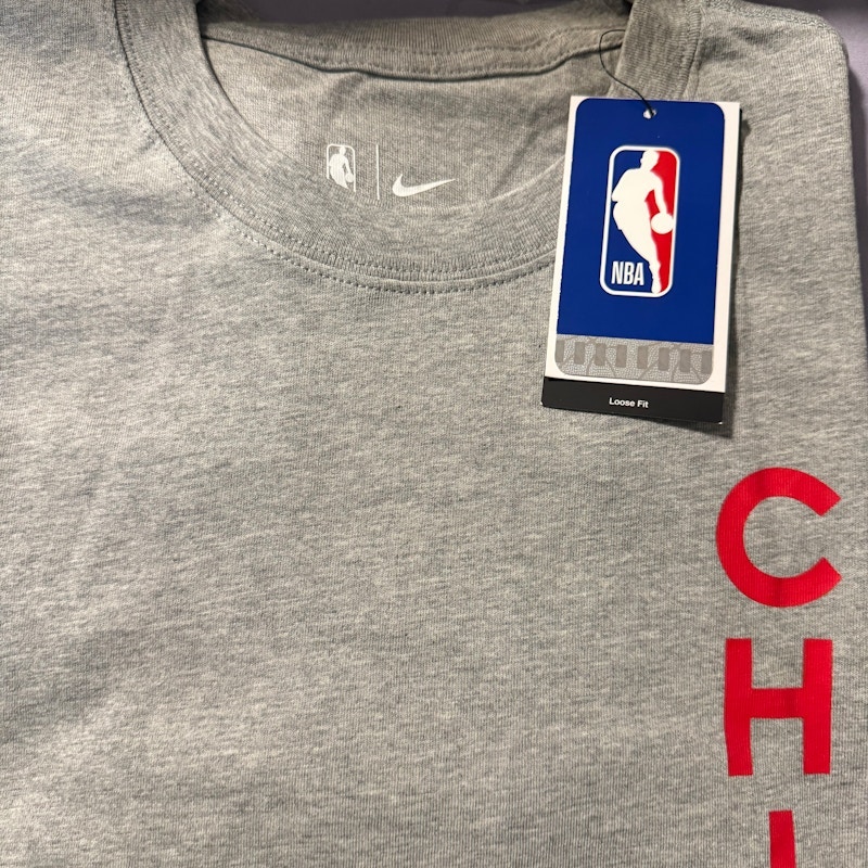 Nike Chicago Bulls Long Sleeve T-Shirt Grey