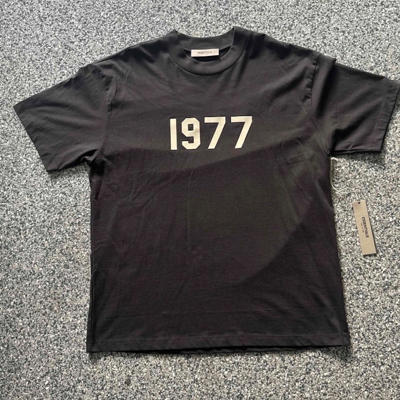 Fear of God Essentials 1977 T-Shirt Black