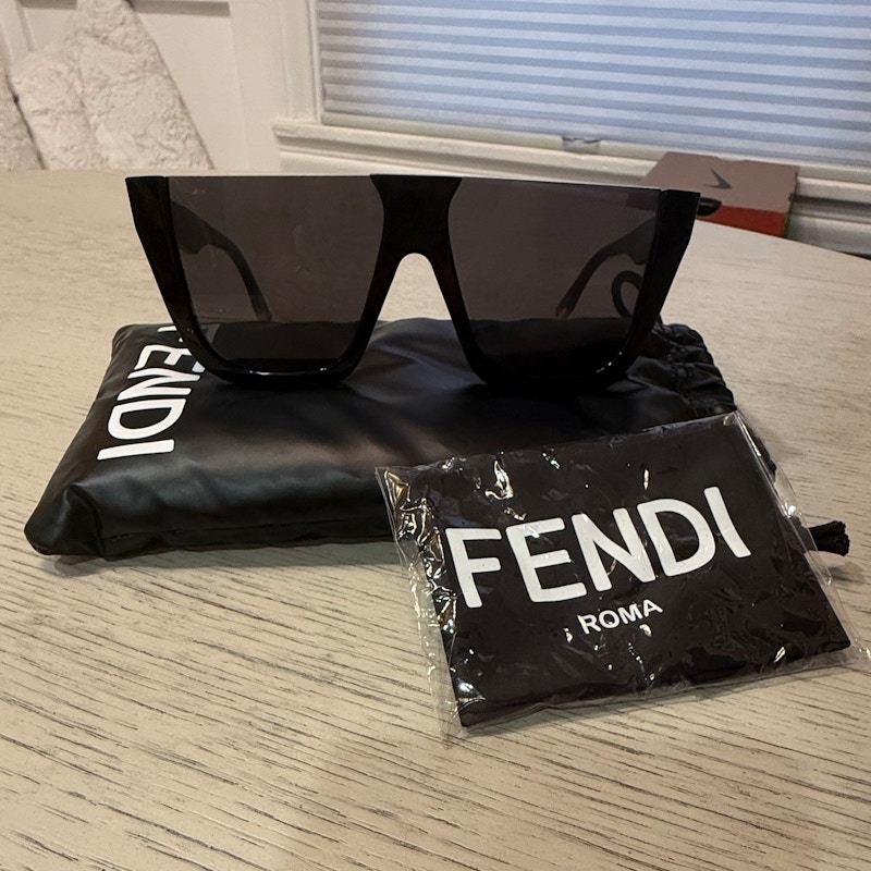 Fendi Sunglasses Black