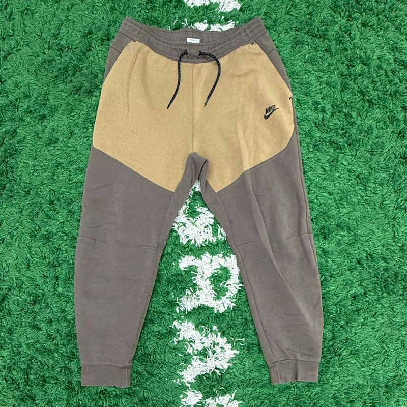 Nike Tech Fleece Pants Brown