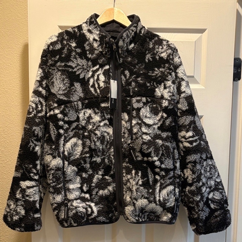 thisisneverthat Reversible Boa Fleece Jacket Flower