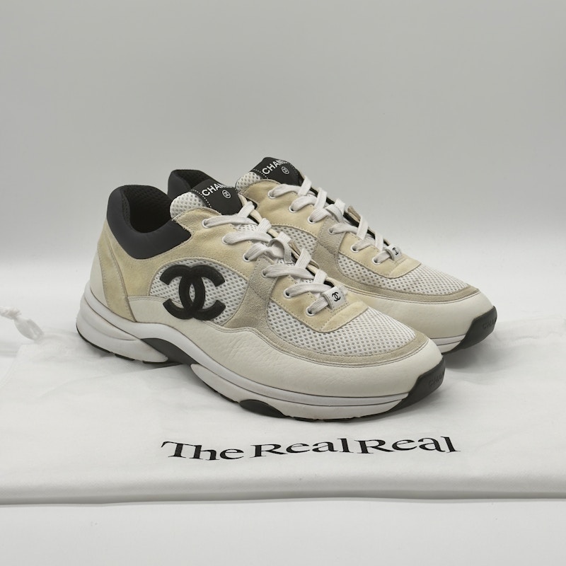 Chanel CC Logo Sneakers White Black
