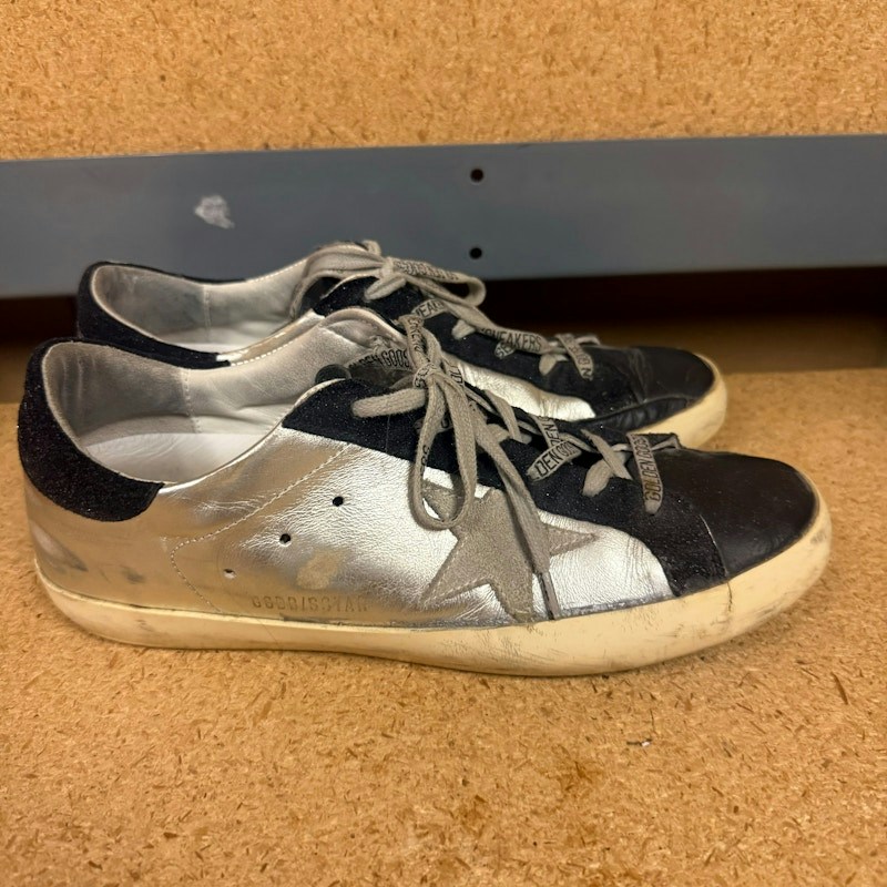 Golden Goose Super-Star Black Silver Metallic Laminated (Women's)