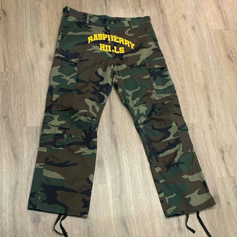 Raspberry Hills Camo Cargo Pants Multi