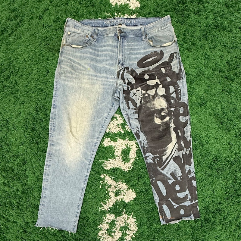 American Eagle Graphic Print Light Wash Denim Jeans Blue