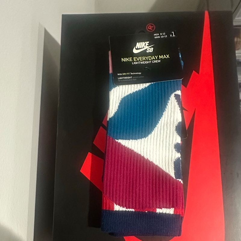 Nike SB Everyday Max Lightweight Crew Socks Multi