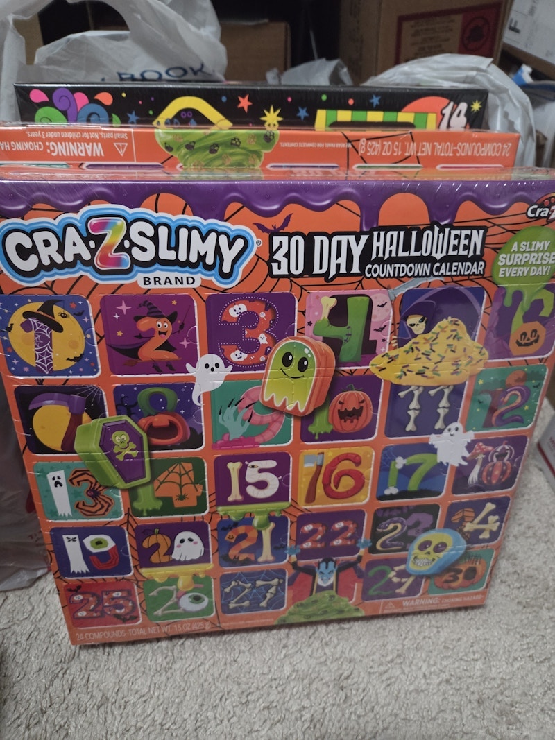 Cra-Z-Slimy 30 Day Halloween Countdown Calendar